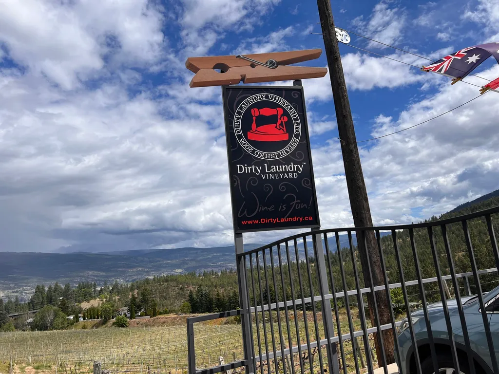 Dirty Laundry Vineyard, Kelowna, BC